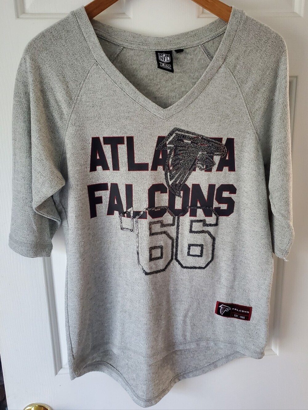 NFL Team grey heather Atlanta Falcons shirt raglan sleeve Size Womans Small